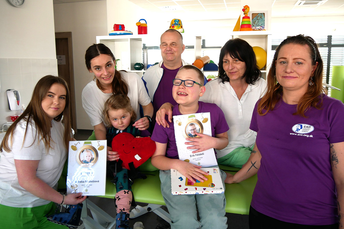 Erik a Rebeka rehabilitujú s podporou Nadácie KIA